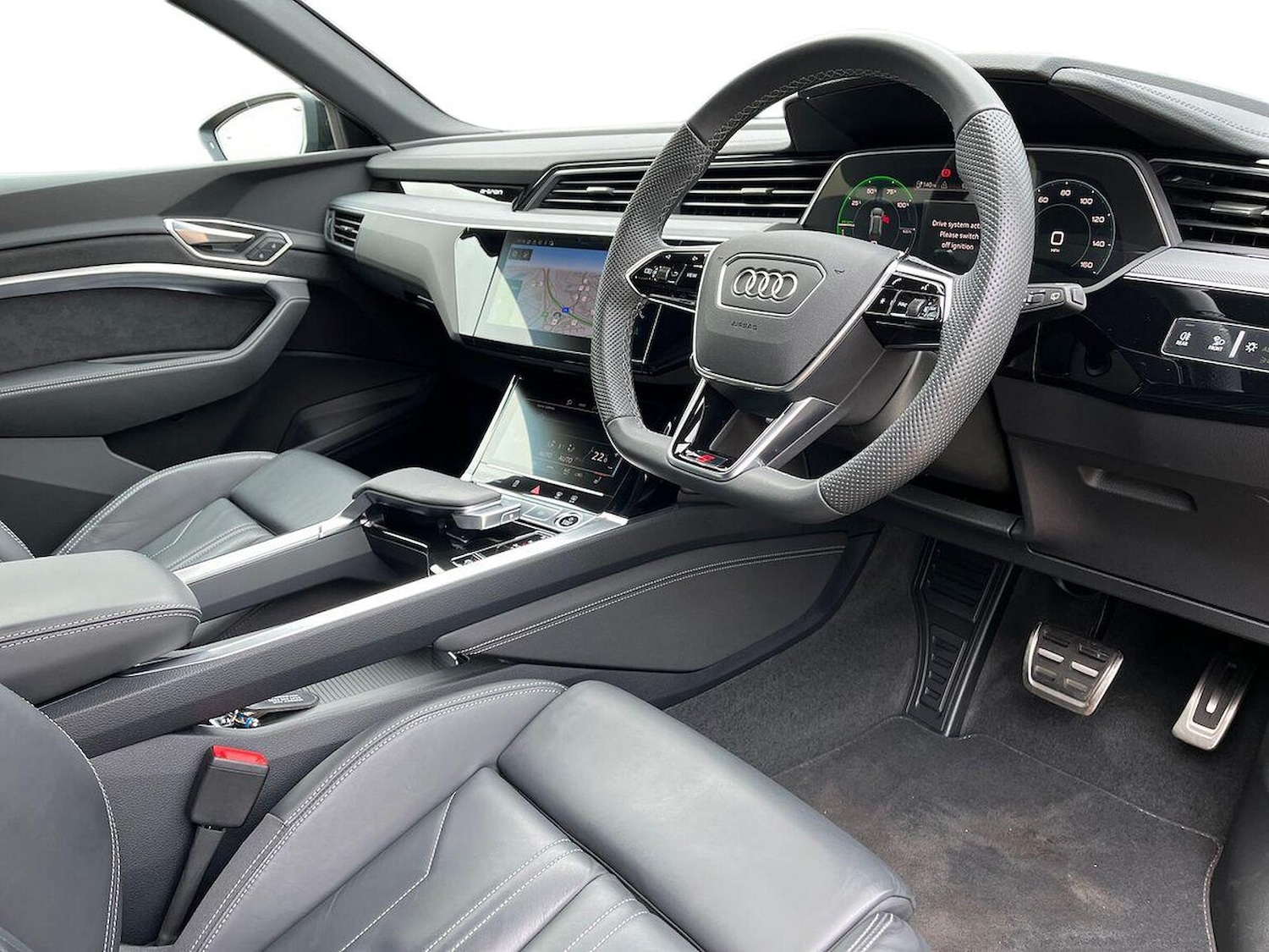 Used Audi Q8 2024 for sale - 77796987: Photo 15