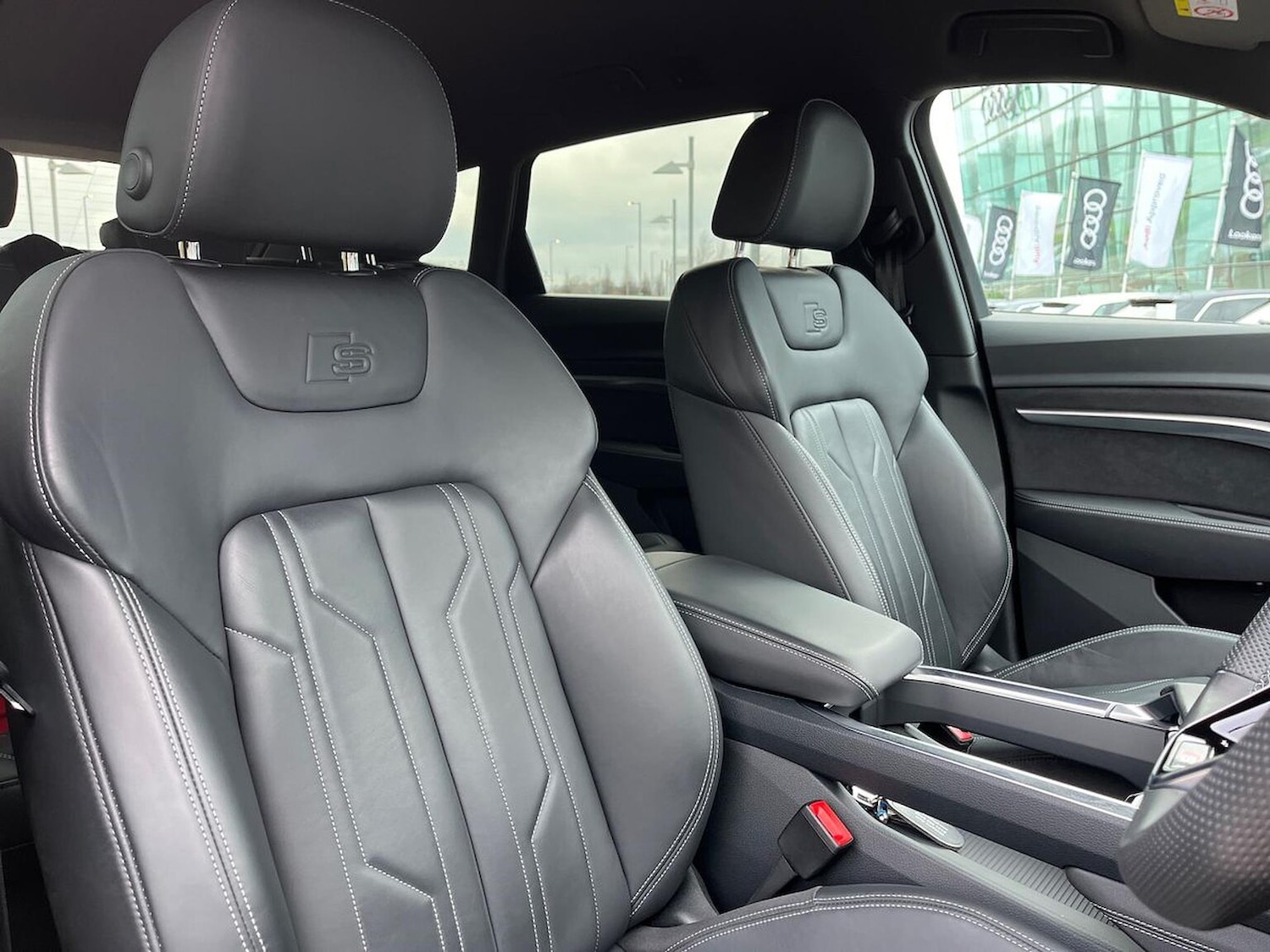 Used Audi Q8 2024 for sale - 77796987: Photo 25