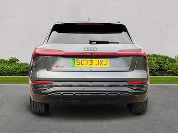 Used Audi Q8 2024 for sale - 77796987: Photo