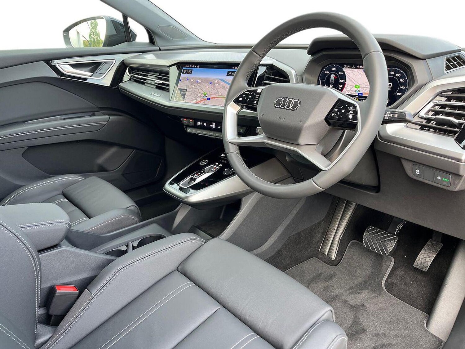 Used Audi Q4 e-tron 2025 for sale - 76477283: Photo 15