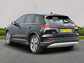 Used Audi Q4 e-tron 2025 for sale - 76477283: Photo
