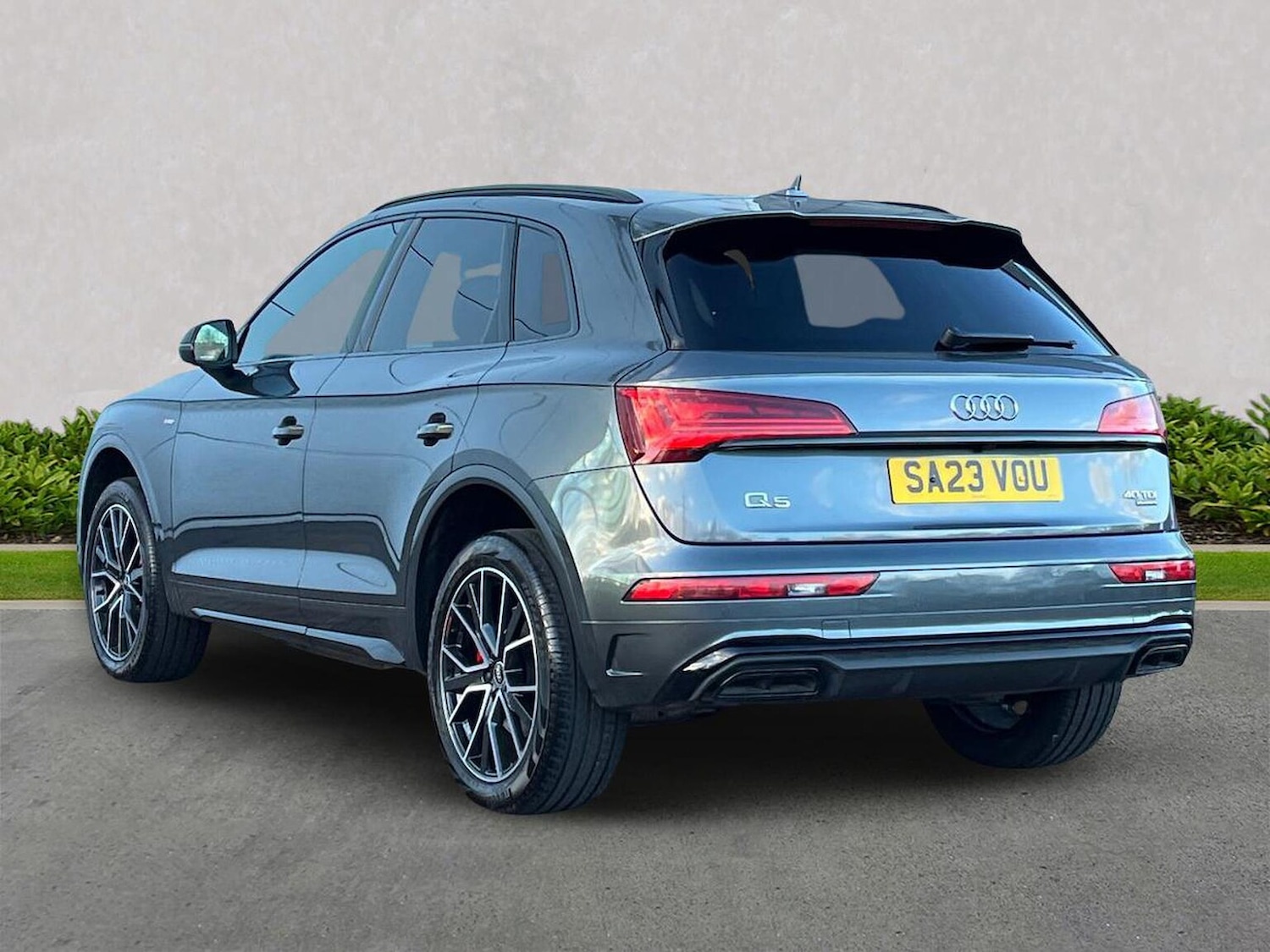 Used Audi Q5 2023 for sale - 77901653: Photo 2