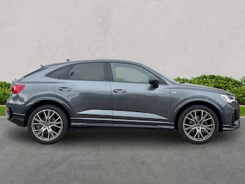 Used Audi Q3 2024 for sale - 79692578: Photo