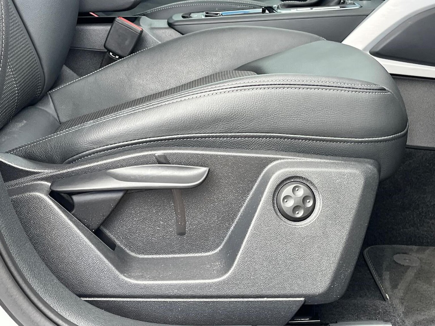 Used Audi Q2 2025 for sale - 76101377: Photo 30