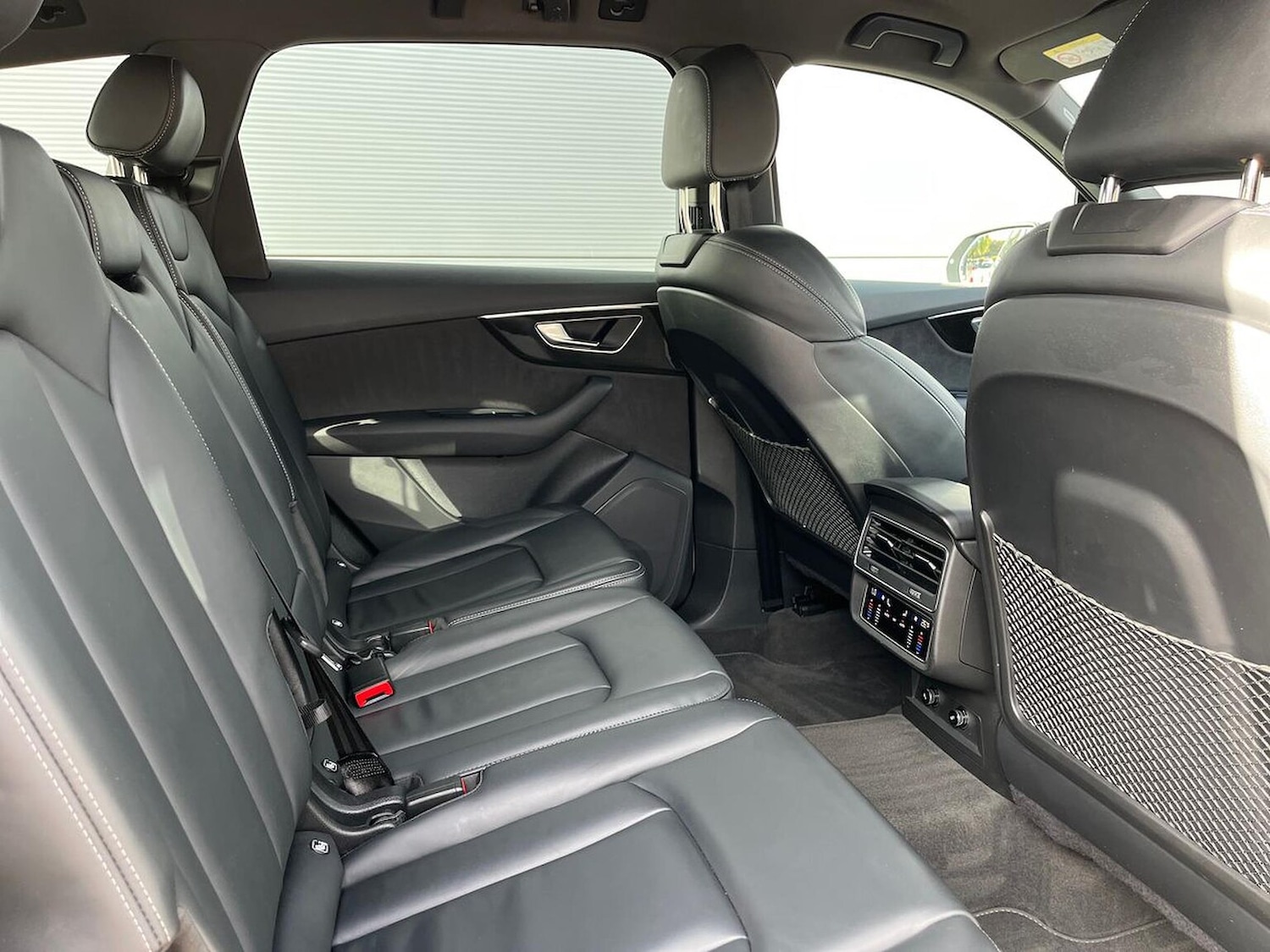 Used Audi Q7 2023 for sale - 76352523: Photo 16