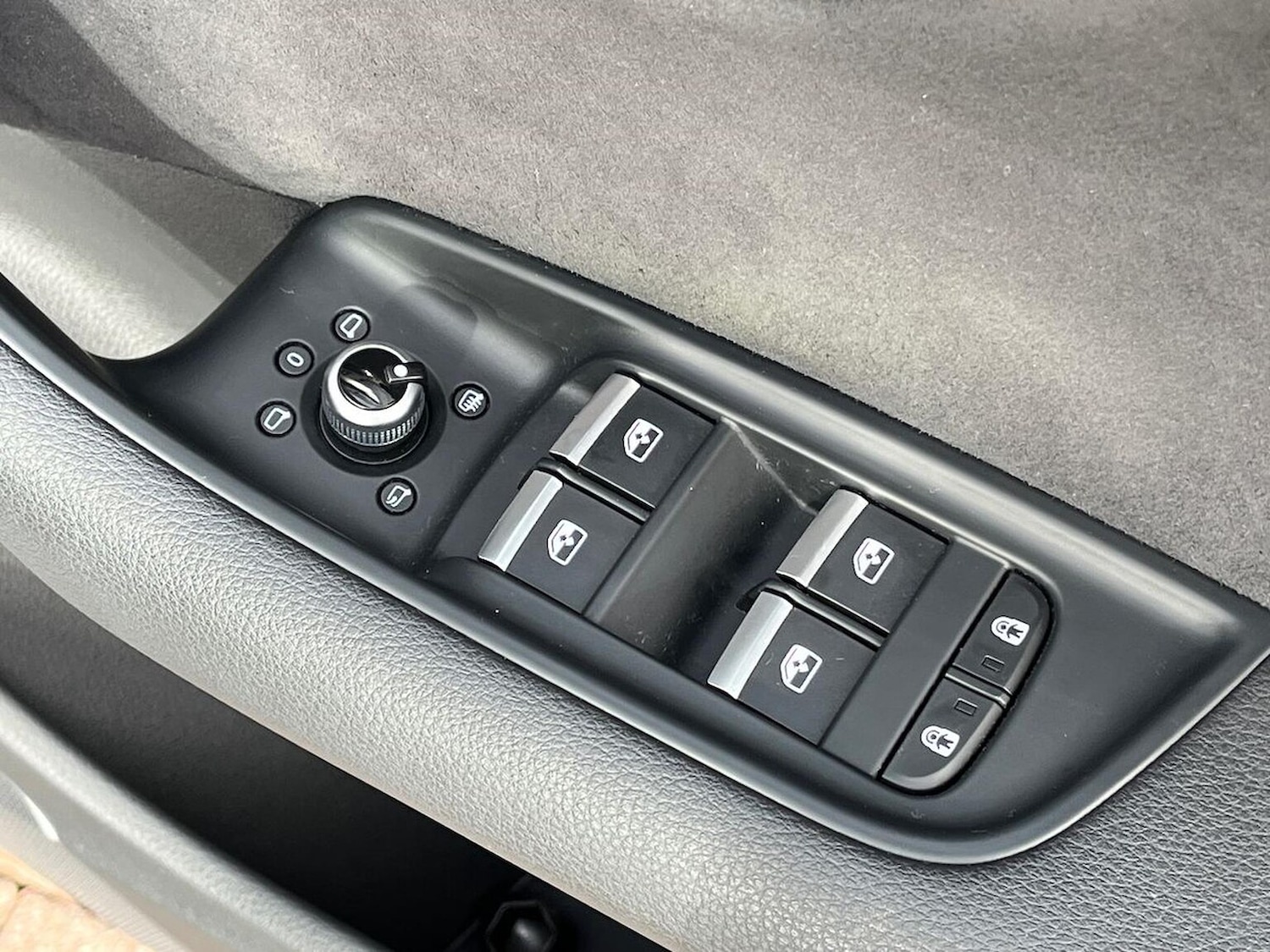 Used Audi Q7 2023 for sale - 76352523: Photo 21