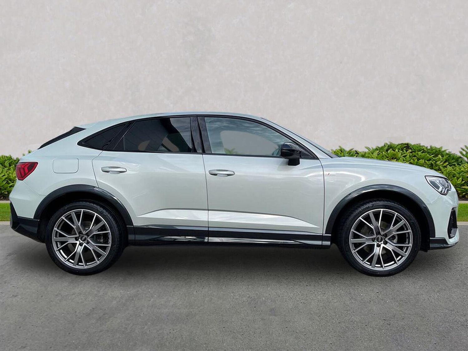 Used Audi Q3 2025 for sale - 76257837: Photo 3