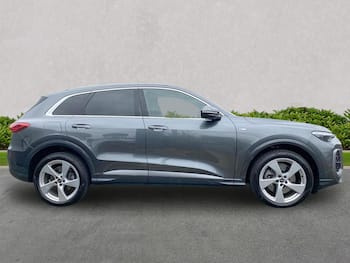 Used Audi Q5 2026 for sale - 79710502: Photo