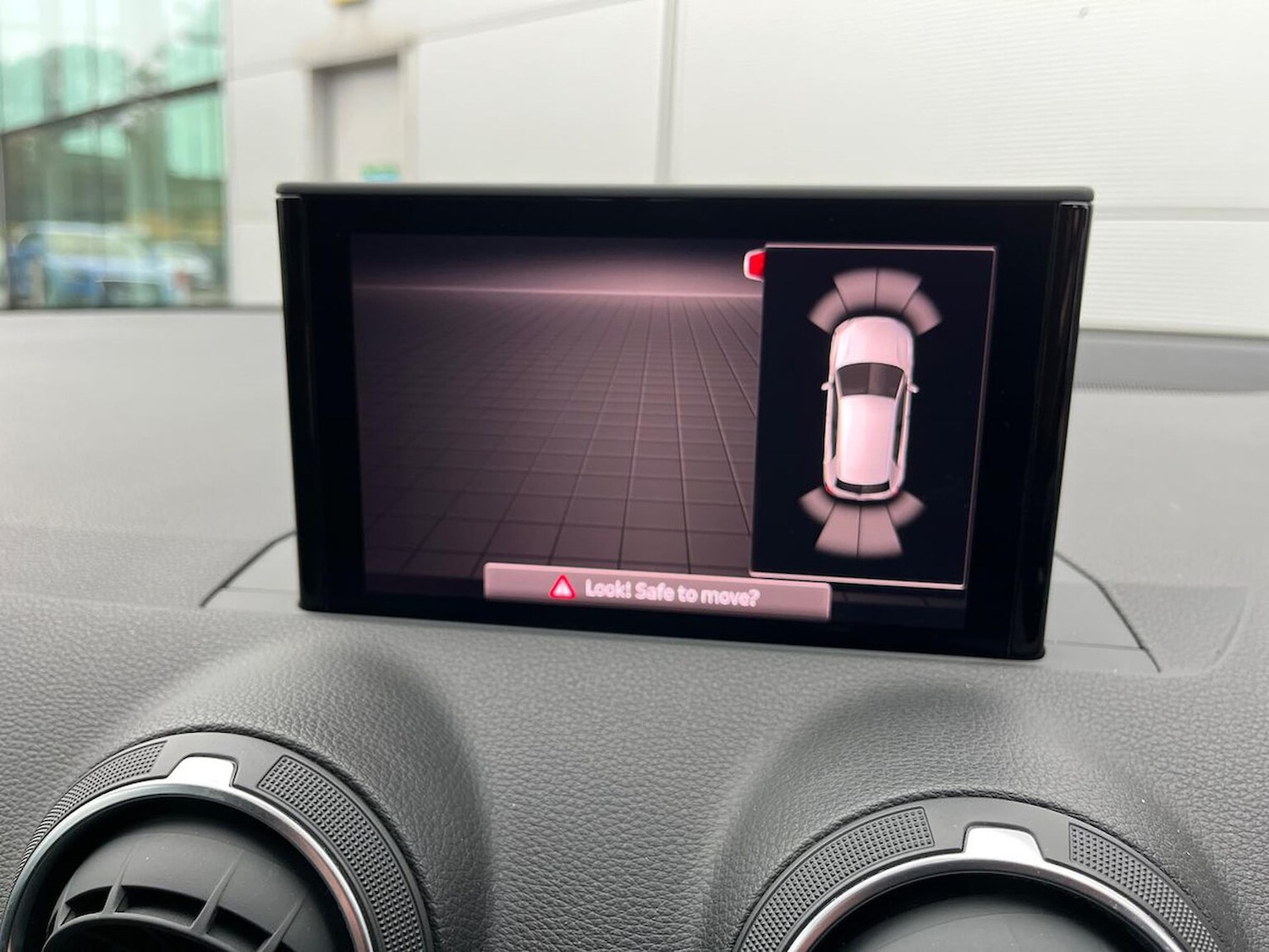 Used Audi Q2 2018 for sale - 76182467: Photo 23