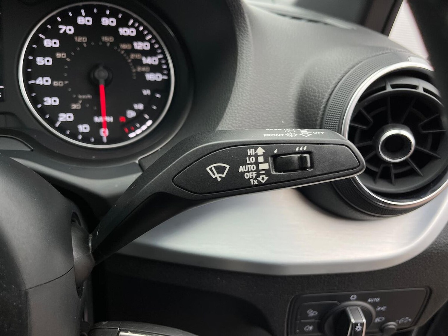 Used Audi Q2 2018 for sale - 76182467: Photo 28