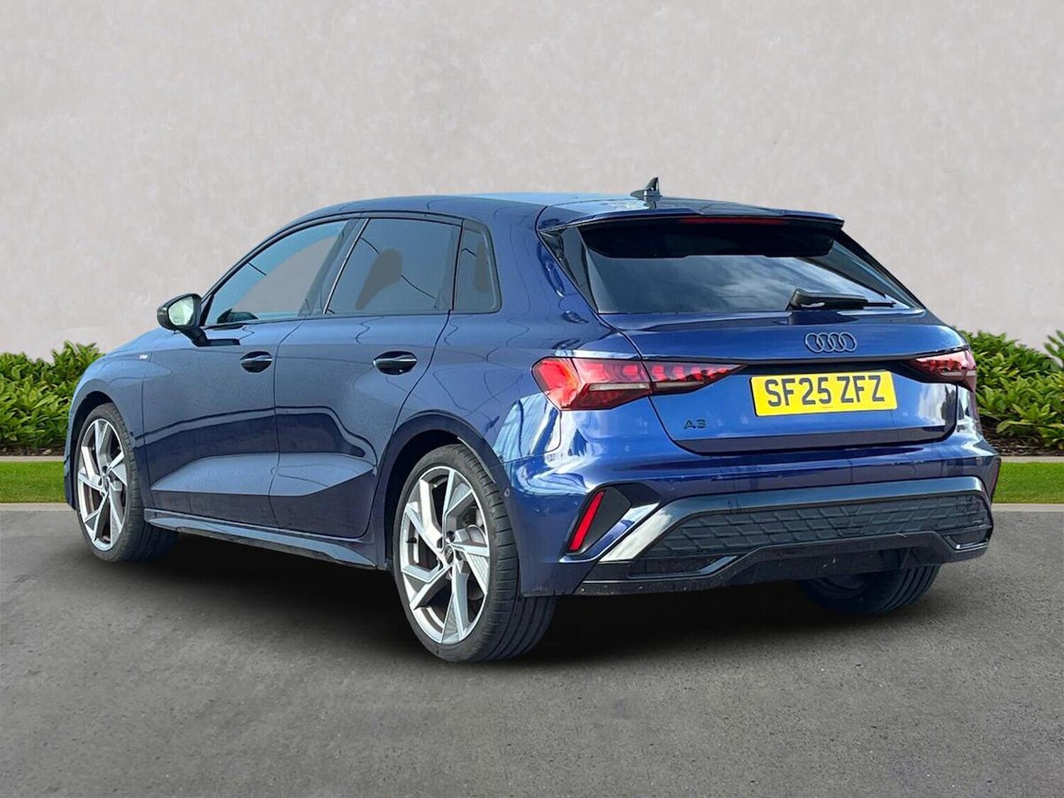 Used Audi A3 2025 for sale - 75999615: Photo 2