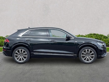 Used Audi Q8 2023 for sale - 78565510: Photo