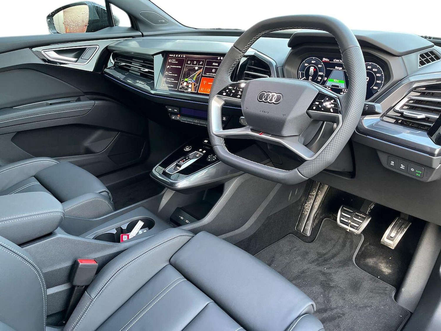 Used Audi Q4 e-tron 2025 for sale - 77548376: Photo 15