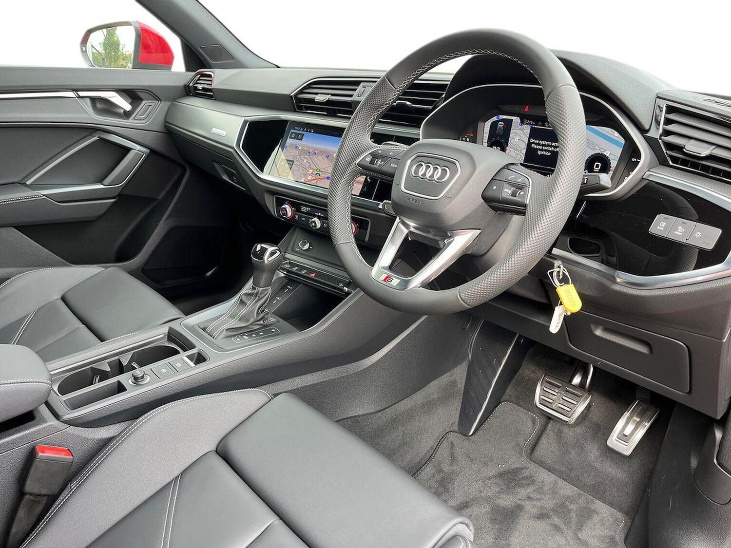 Used Audi Q3 2025 for sale - 76236945: Photo 15