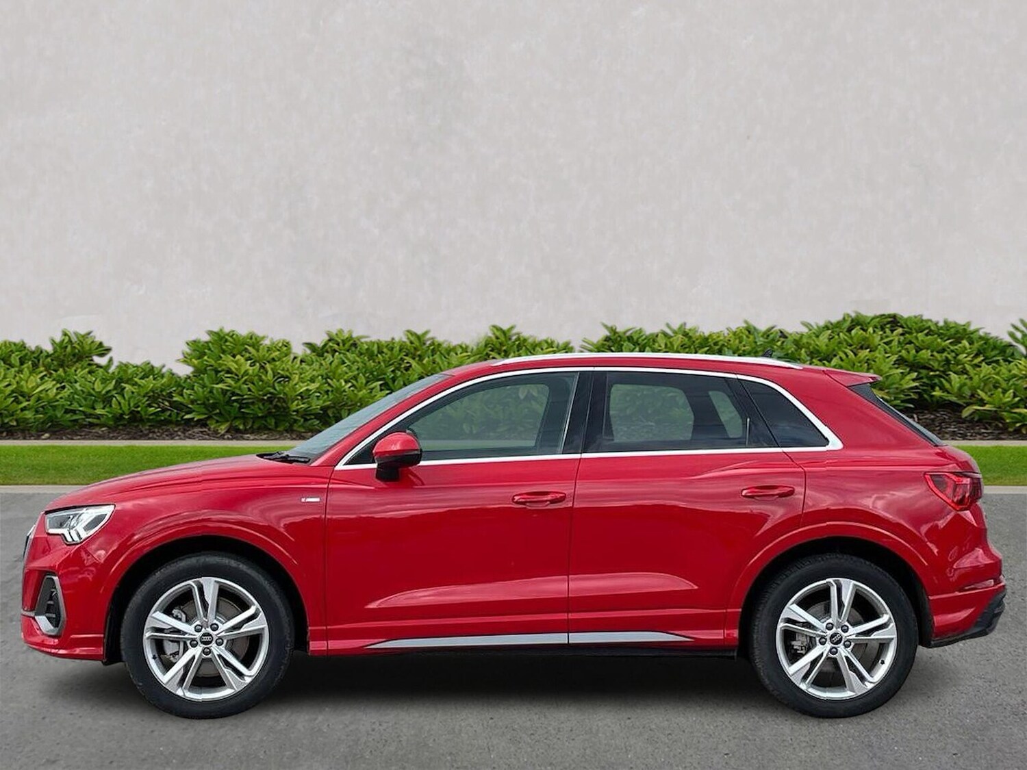 Used Audi Q3 2025 for sale - 76236945: Photo 19