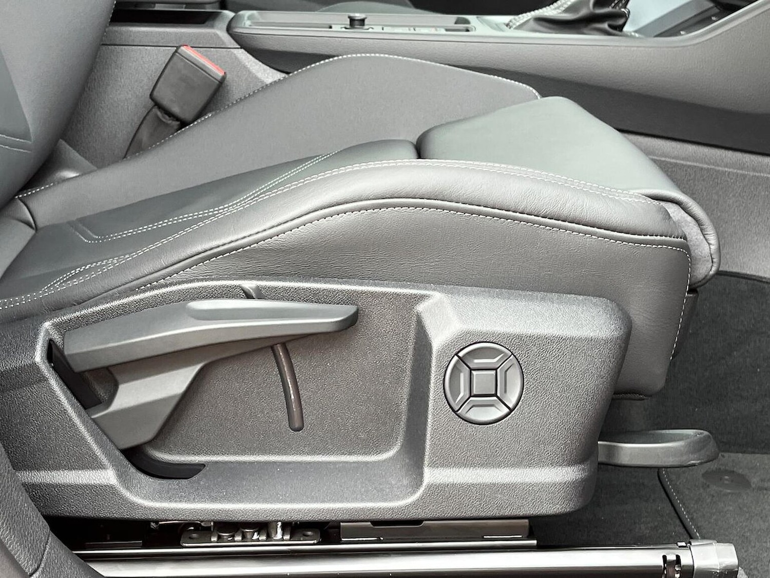 Used Audi Q3 2025 for sale - 76236945: Photo 30