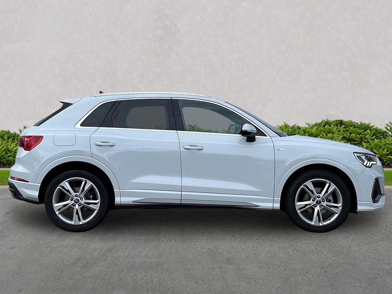 Used Audi Q3 2025 for sale - 76464722: Photo 3