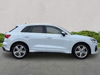 Used Audi Q3 2025 for sale - 76464722: Photo