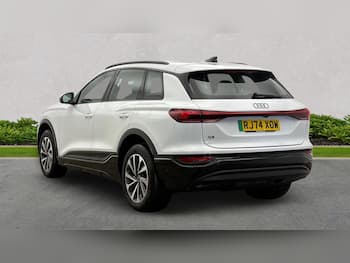 Used Audi Q6 e-tron 2024 for sale - 79826189: Photo
