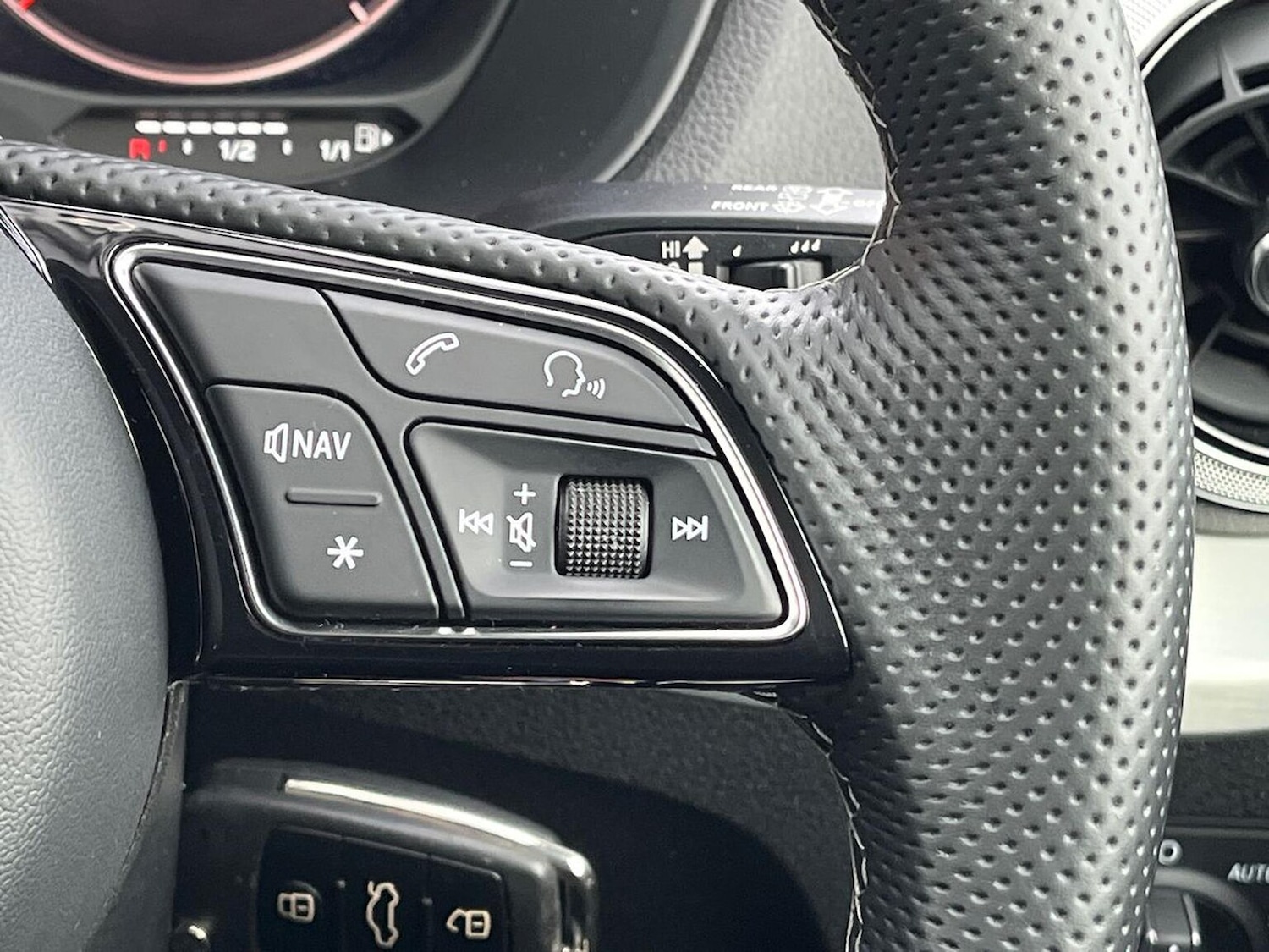 Used Audi Q2 2021 for sale - 76471010: Photo 26