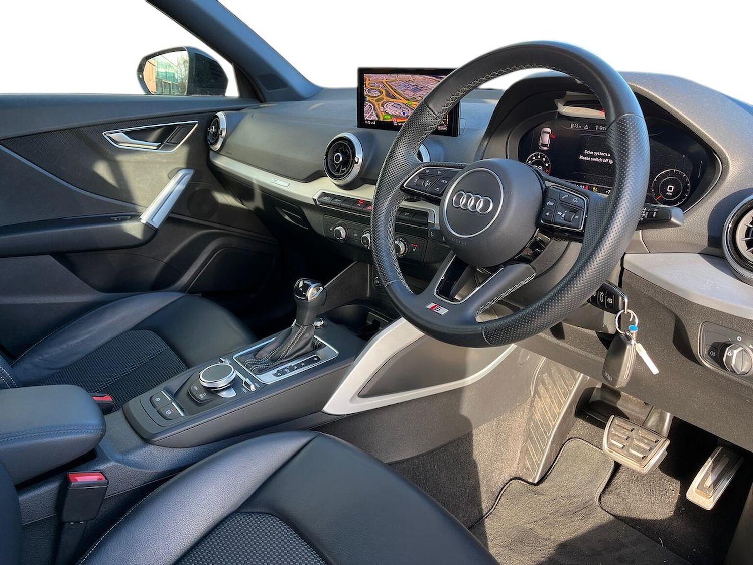 Used Audi Q2 2023 for sale - 76566550: Photo 15