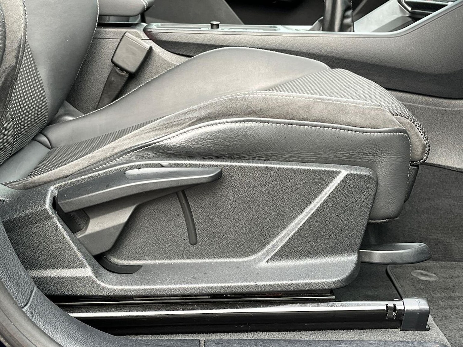 Used Audi Q3 2021 for sale - 76837170: Photo 30