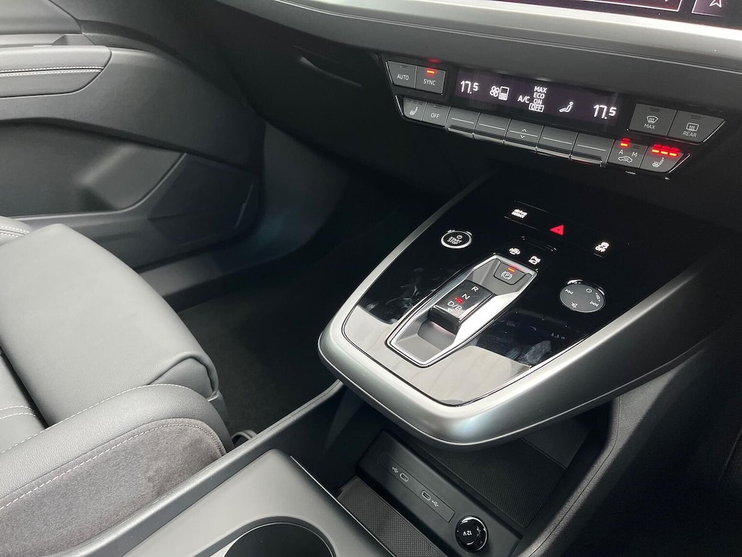 Used Audi Q4 e-tron 2025 for sale - 76694574: Photo 13