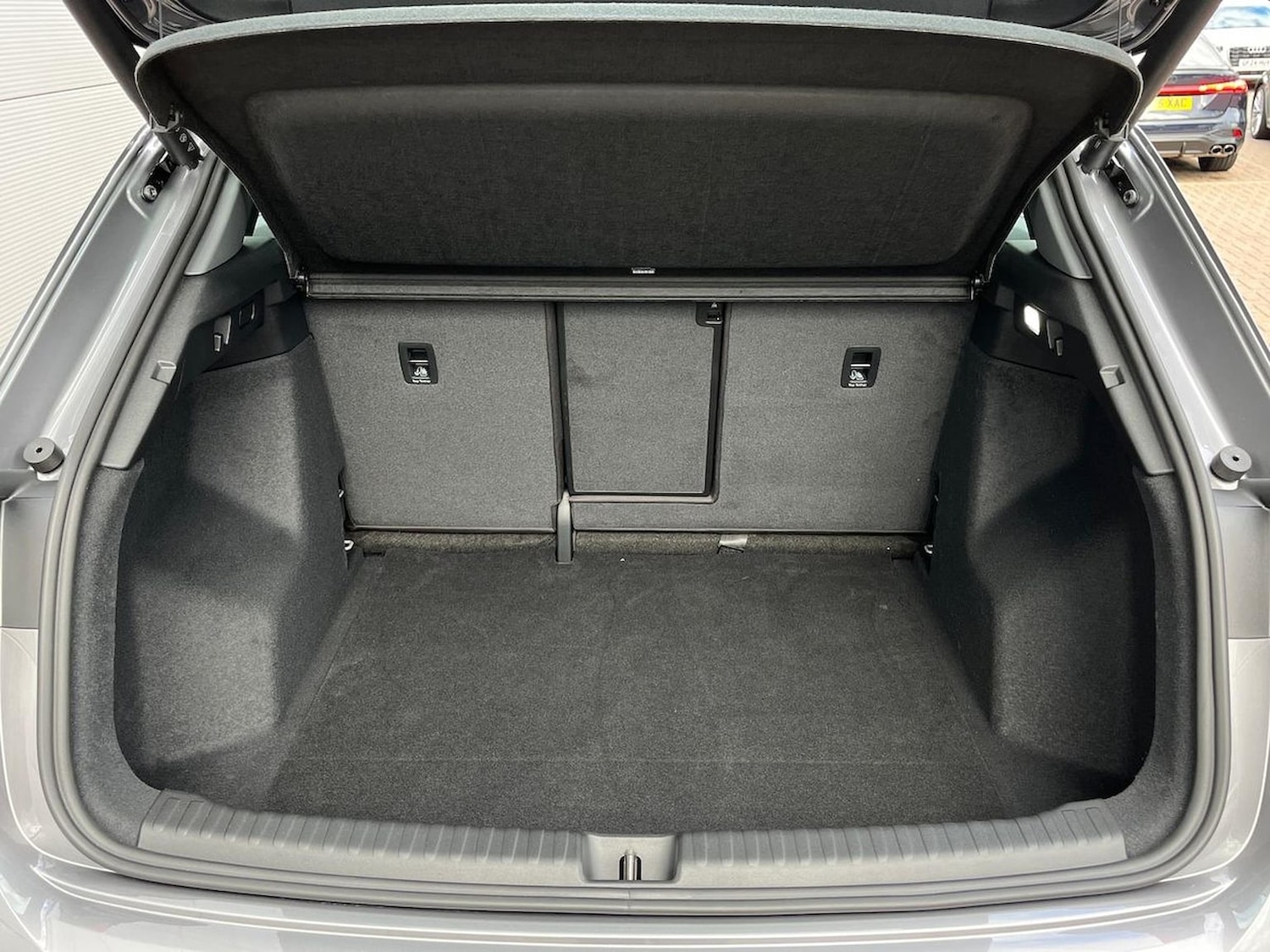 Used Audi Q4 e-tron 2025 for sale - 76694574: Photo 17