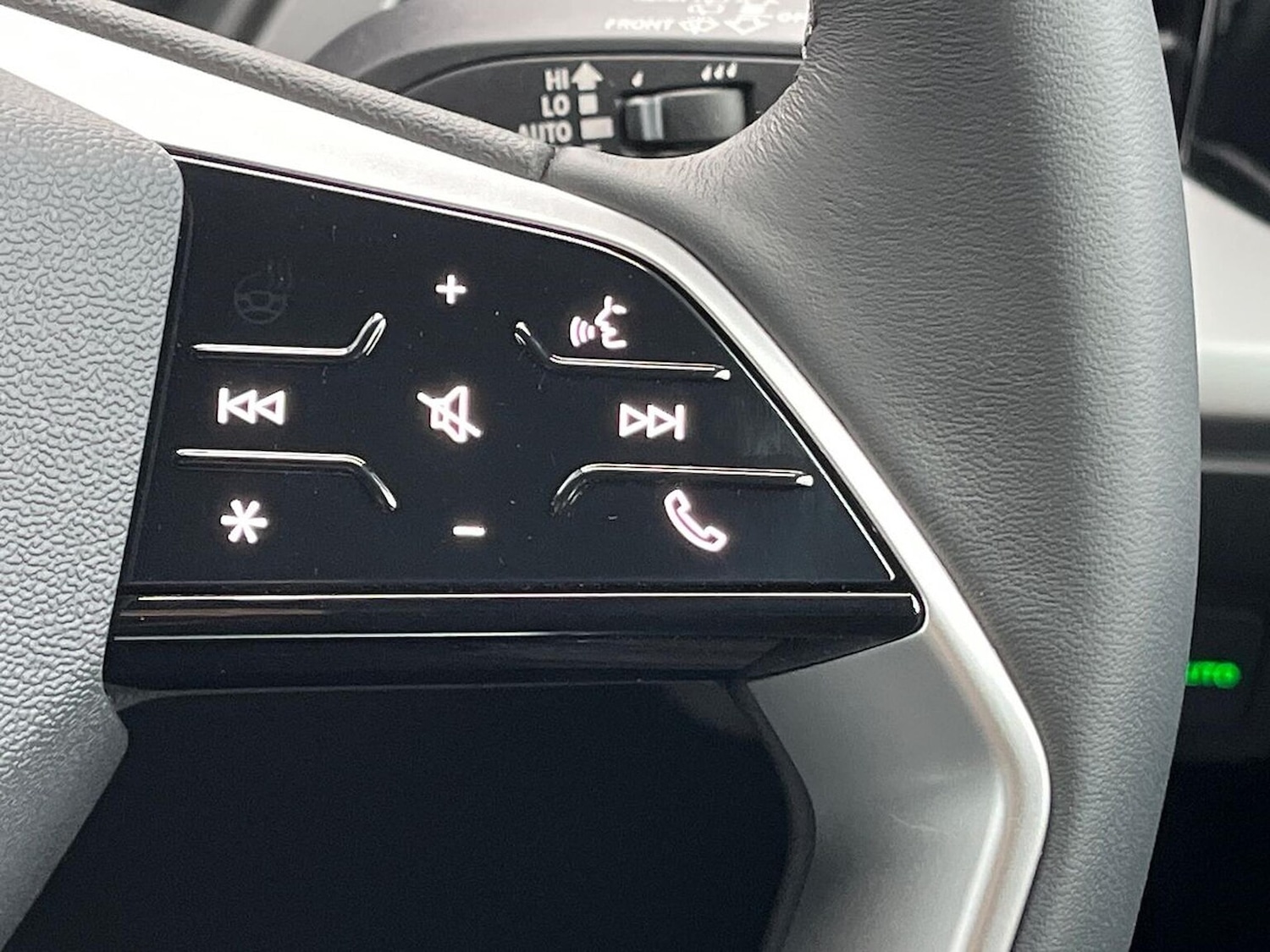 Used Audi Q4 e-tron 2025 for sale - 76694574: Photo 26