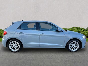 Used Audi A1 2019 for sale - 76198347: Photo