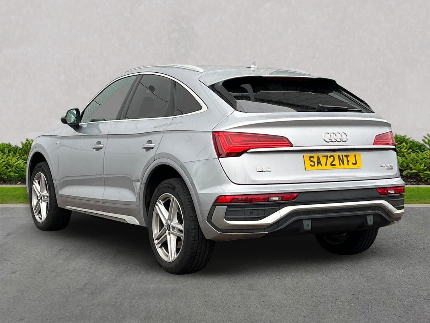 Used Audi Q5 2022 for sale - 76369107: Photo 2
