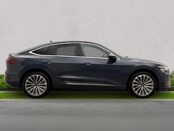 Used Audi Q8 2023 for sale - 78745403: Photo