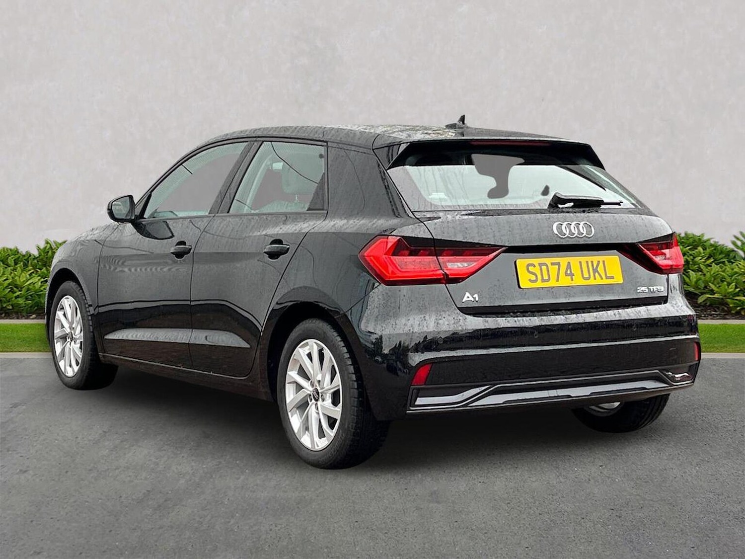 Used Audi A1 2025 for sale - 76198353: Photo 2