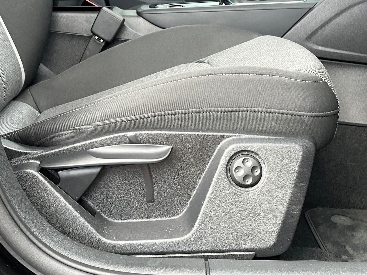 Used Audi Q2 2025 for sale - 76352521: Photo 30