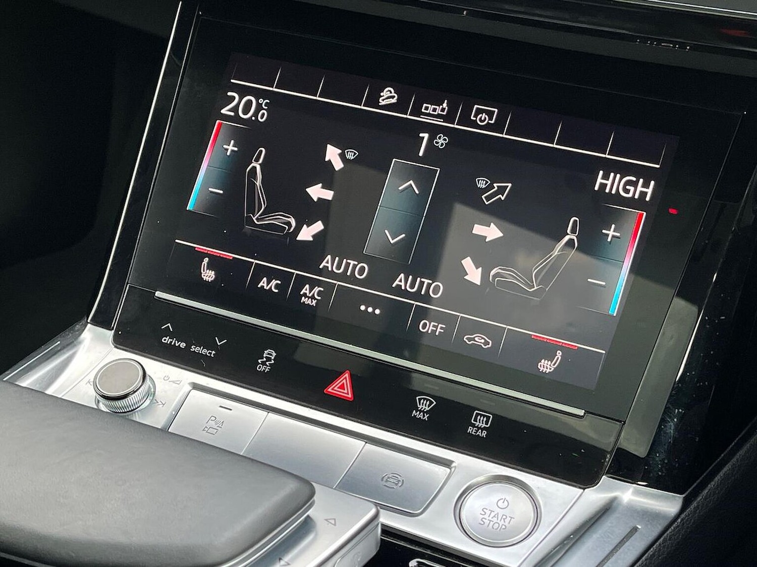 Used Audi e-tron 2020 for sale - 77901645: Photo 12