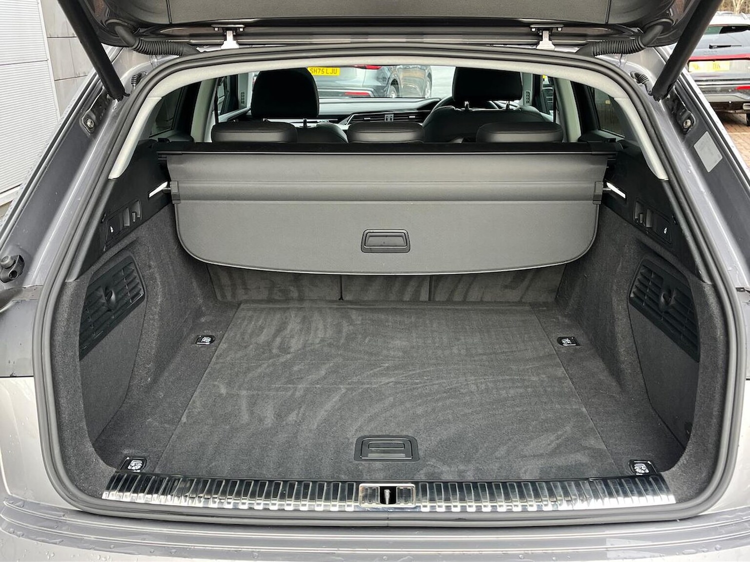 Used Audi e-tron 2020 for sale - 77901645: Photo 17