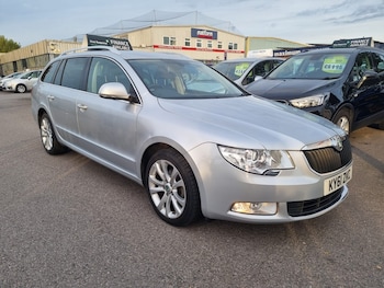 2011 (61) - 1.6 TDI CR SE Plus 5dr