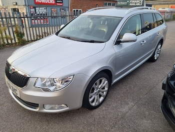 Used Skoda Superb 2011 for sale - 76194420: Photo 4