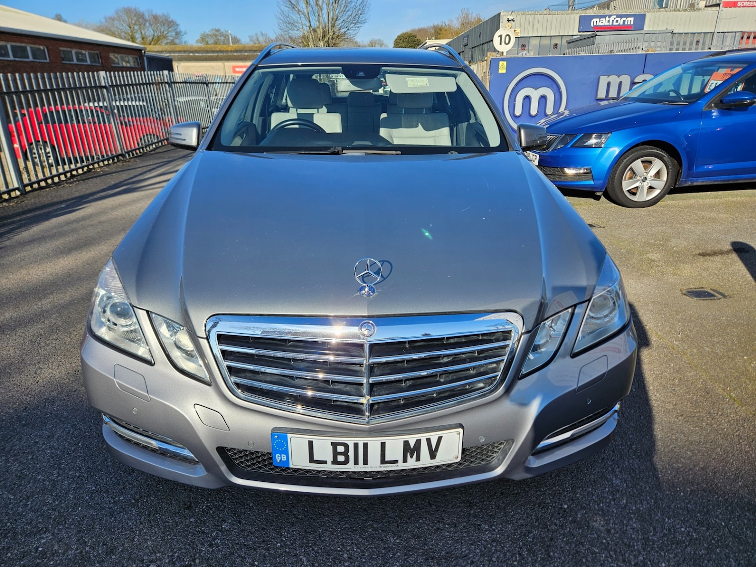 Used Mercedes-Benz E Class 2011 for sale - 77718079: Photo 12