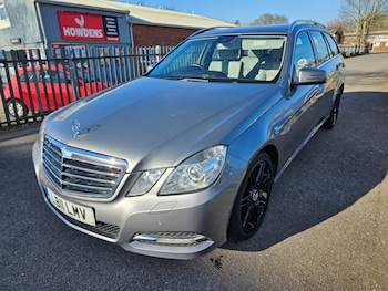 Used Mercedes-Benz E Class 2011 for sale - 77718079: Photo