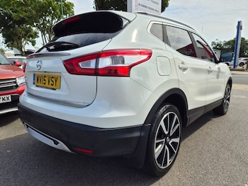 Used Nissan Qashqai 2015 for sale - 79394059: Photo