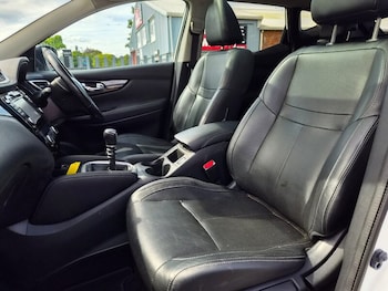 Used Nissan Qashqai 2015 for sale - 79394059: Photo