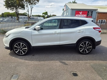 Used Nissan Qashqai 2015 for sale - 79394059: Photo