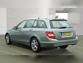 Used Mercedes-Benz C Class 2013 for sale - 79367517: Photo