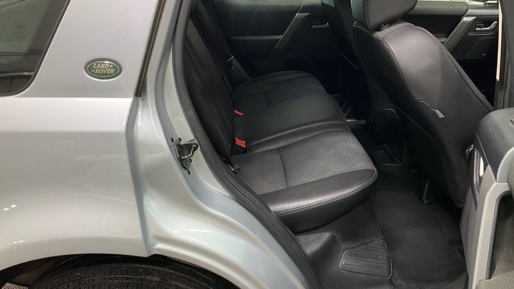 Used Land Rover Freelander 2010 for sale - 76845289: Photo 6