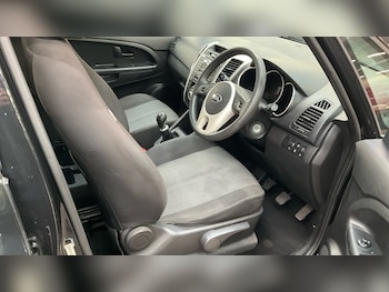 Used Kia Venga 2014 for sale - 76381962: Photo