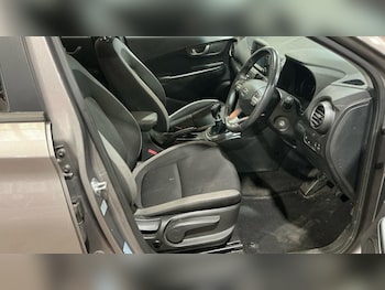 Used Hyundai KONA 2018 for sale - 78565242: Photo