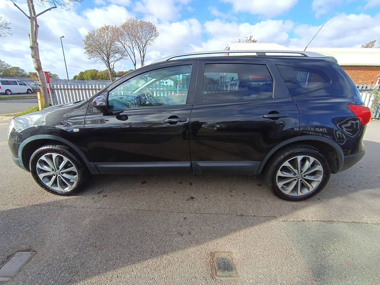 Used Nissan Qashqai+2 2009 for sale - 76382848: Photo 13