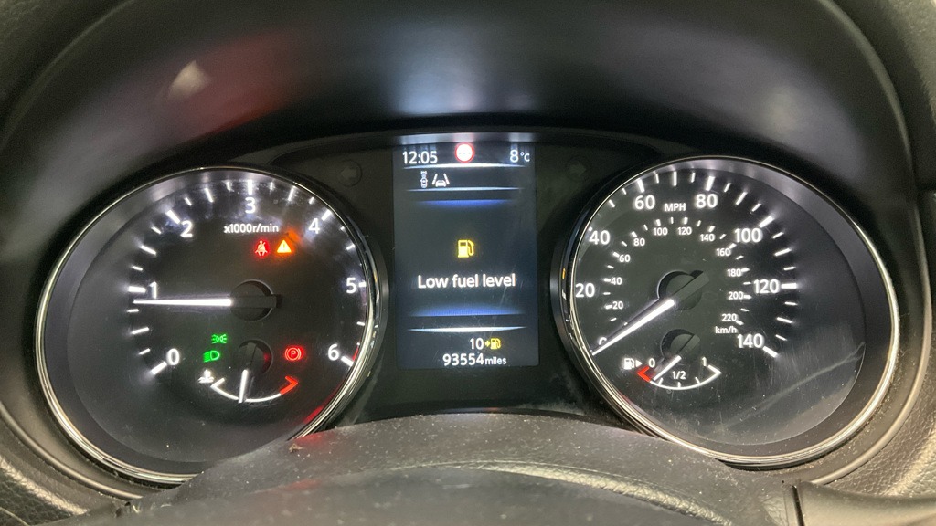 Used Nissan Qashqai 2014 for sale - 77555255: Photo 12