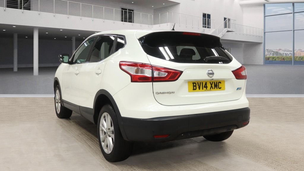 Used Nissan Qashqai 2014 for sale - 77555255: Photo 6